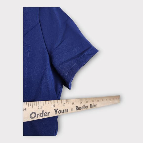 FIGS Blue Catarina V-Neck Scrub Top Short Sleeve Women’s XS - Picture 5 of 7